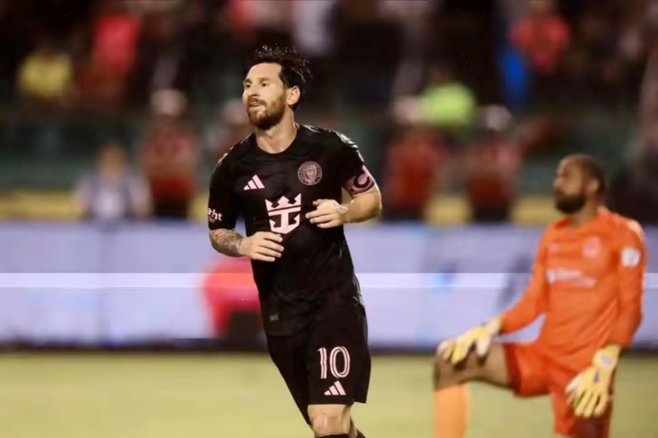 包含梅西再战德甲，是否会再次刷新记录？的词条