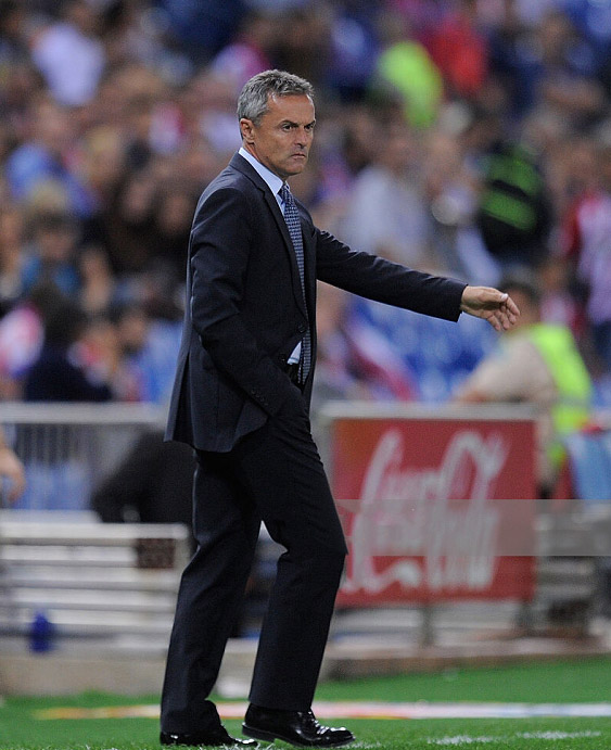 世俱杯2025-塞尔塔新帅上任后未果，球队需改变局面