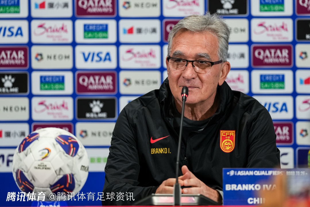 世俱杯改制-国际足球队教练换帅，球员适应新教练指挥