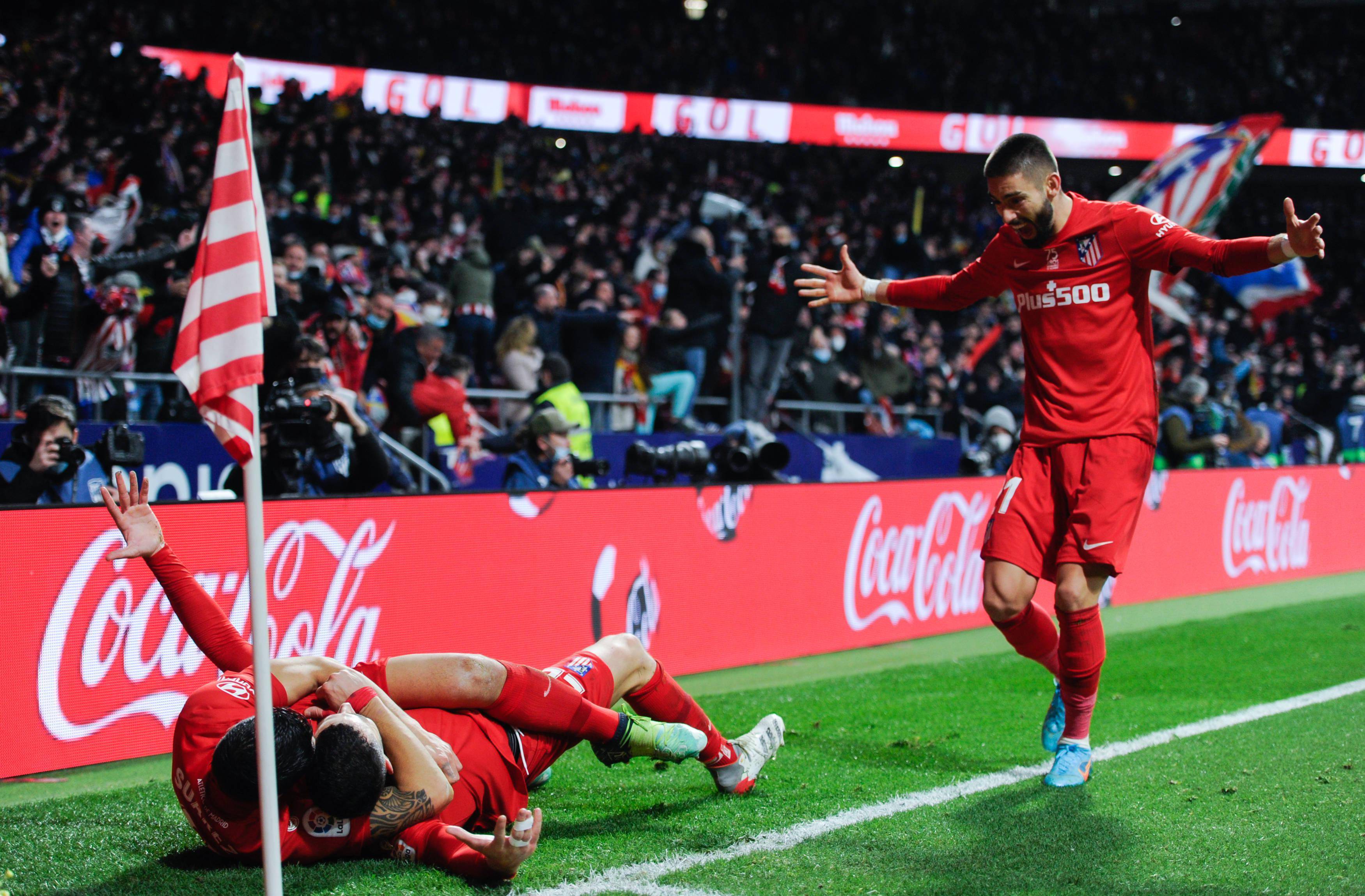 巴伦西亚足球队势如破竹筑梦前行