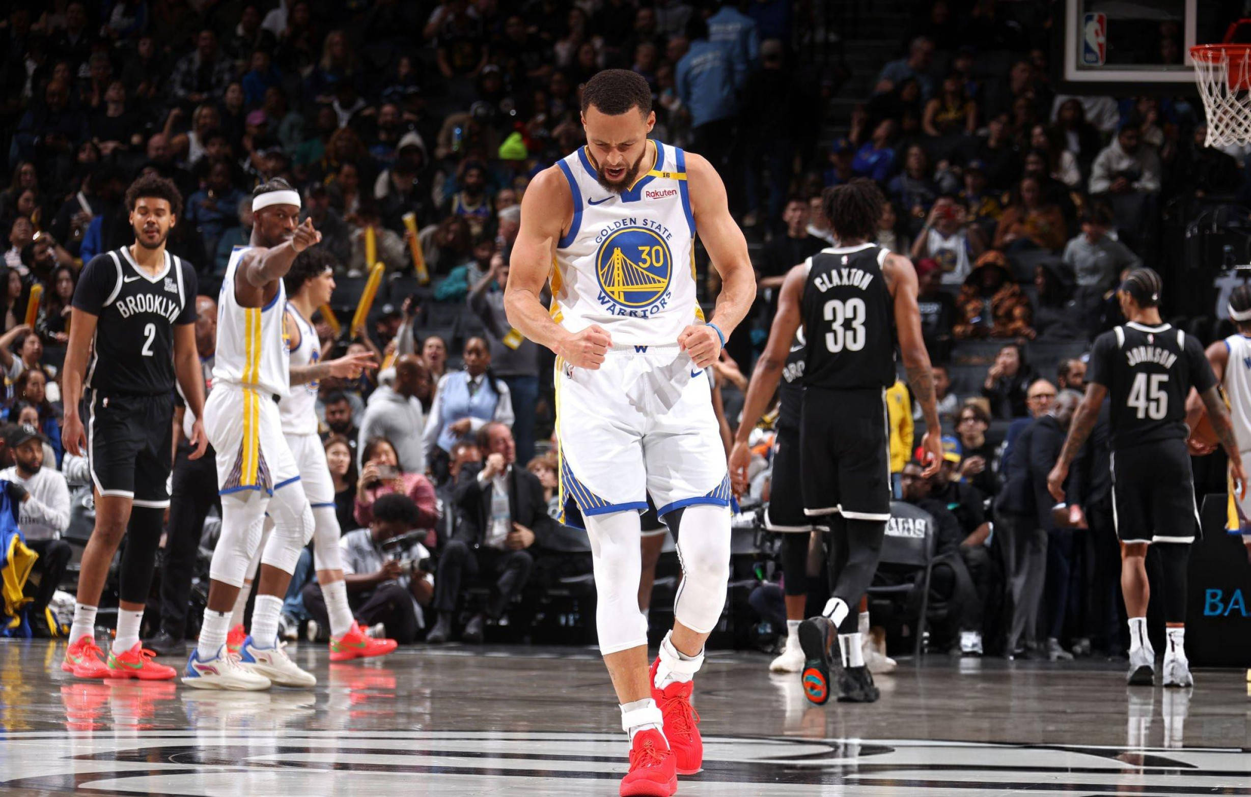 包含勇士遭遇进攻温和，独行侠逆转斩获连胜的词条