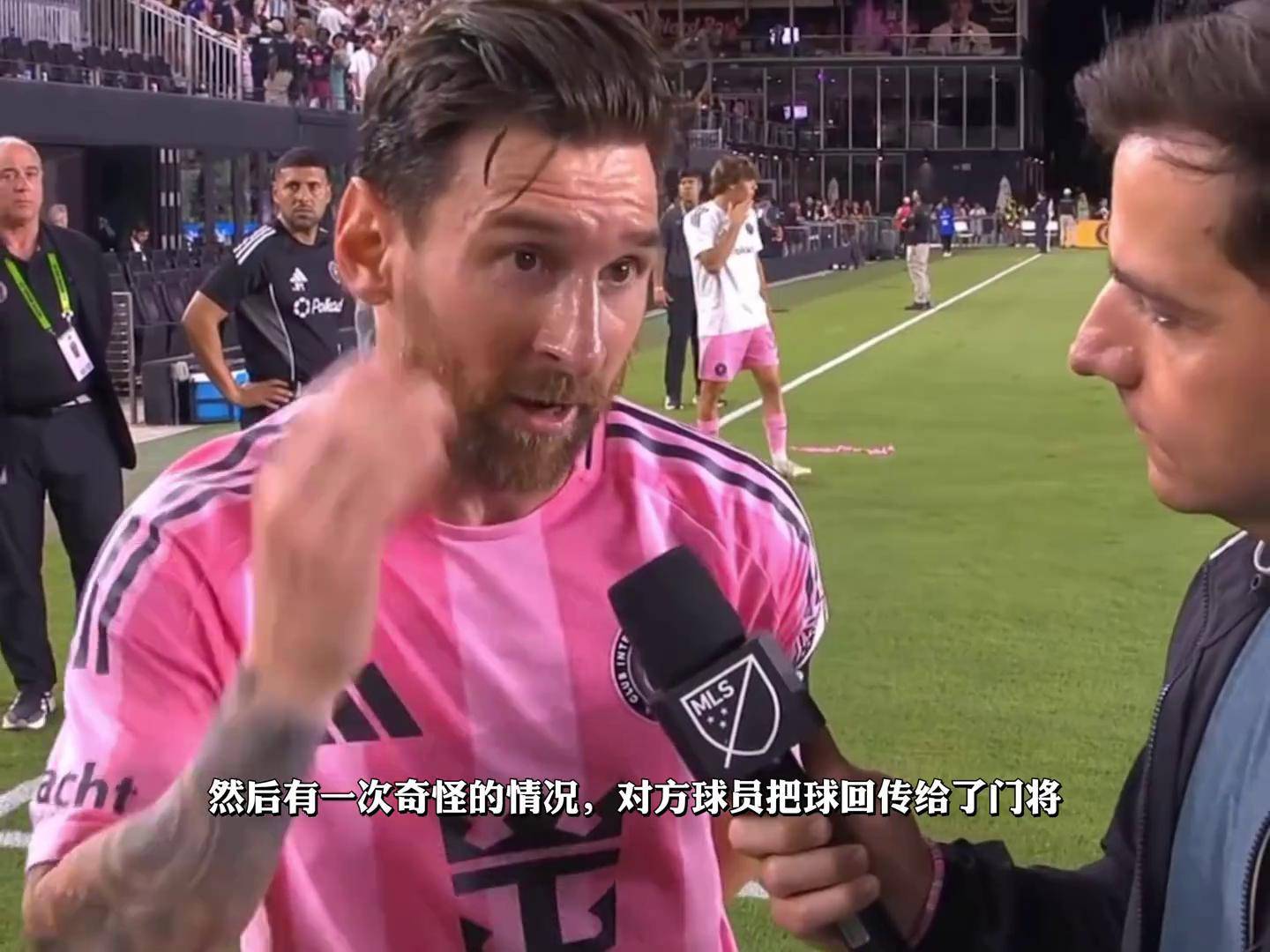 世俱杯官网-意大利足球联赛裁判判罚频频引起争议