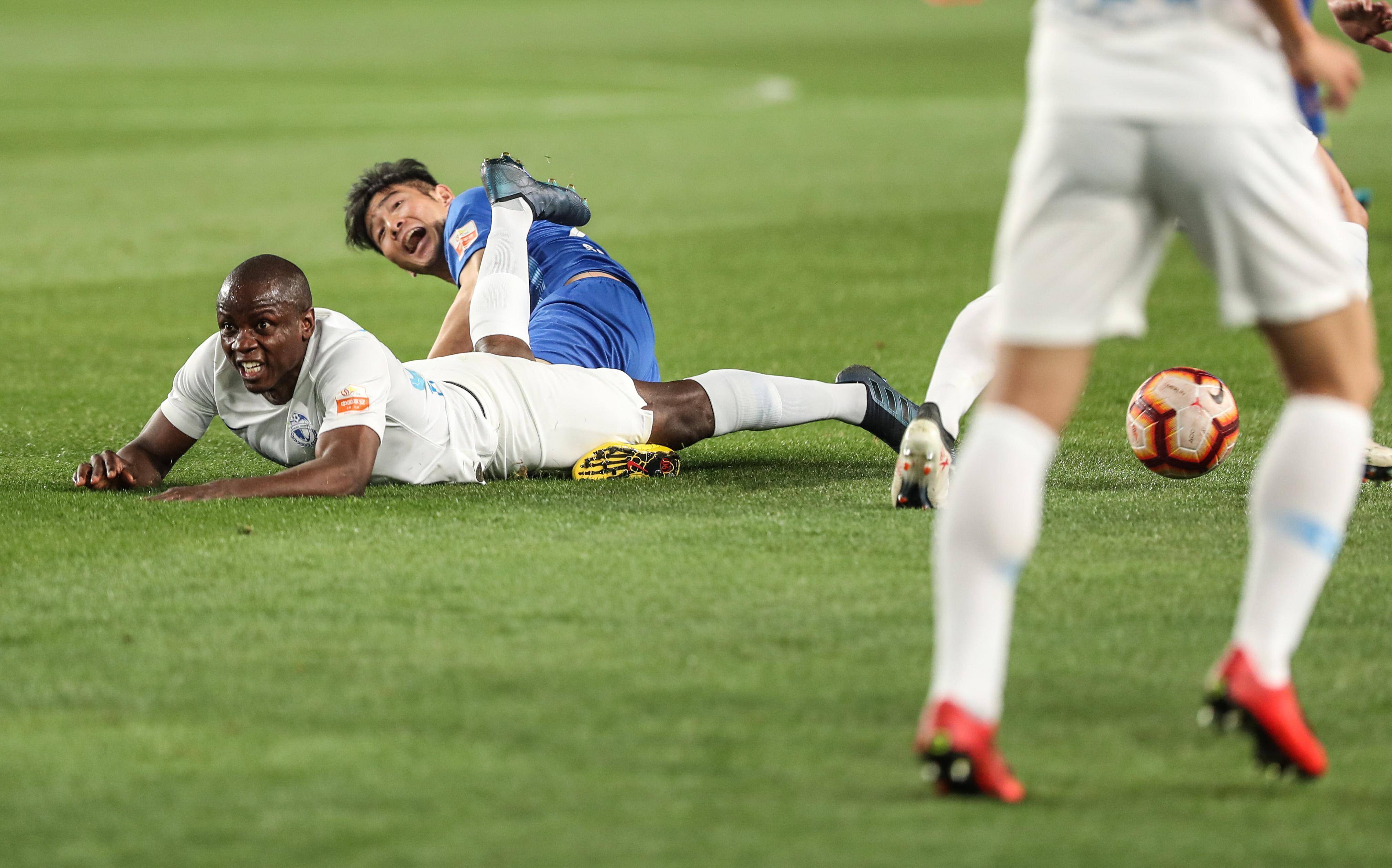 世俱杯赛程-包含冯卓毅绝杀，上海上港赢得惊险胜利的词条