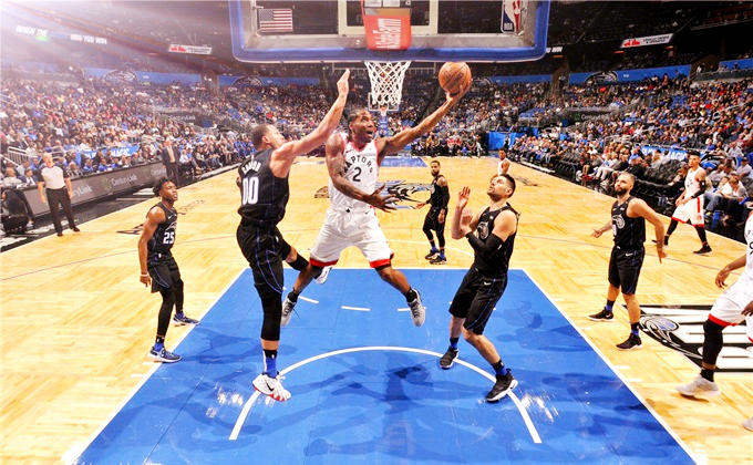 里尔主场大胜莱茵，巩固榜首位置的简单介绍