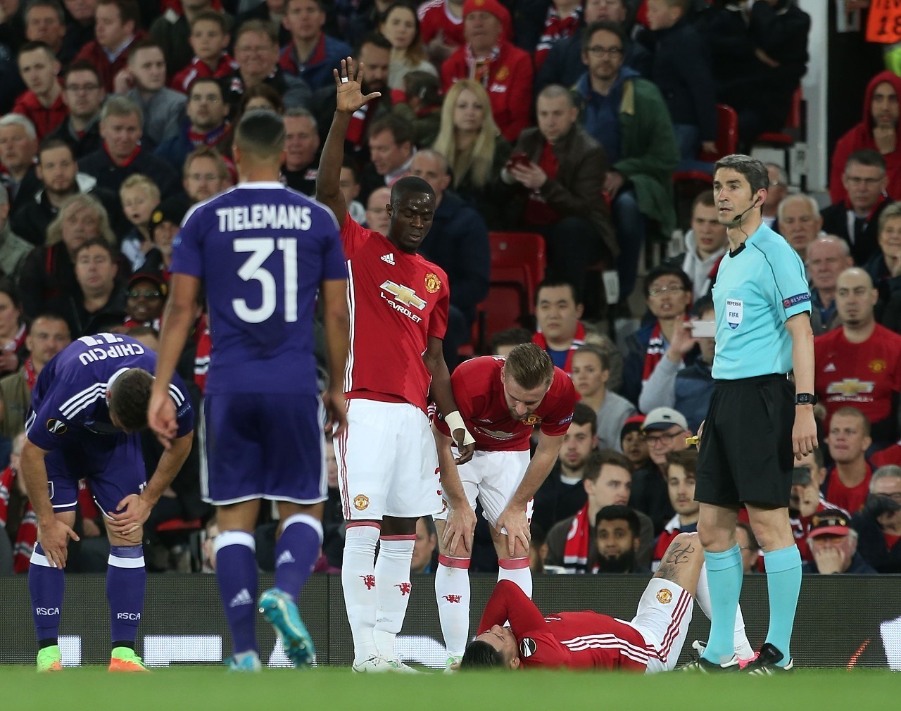 MAD横扫V5，Peanut操刀奇招英雄翻盘鏖战多局淘汰赛，强势挺进下一轮的简单介绍