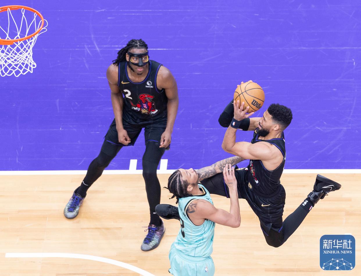 世俱杯官网-猛龙成功晋级东部半决赛，表现抢眼