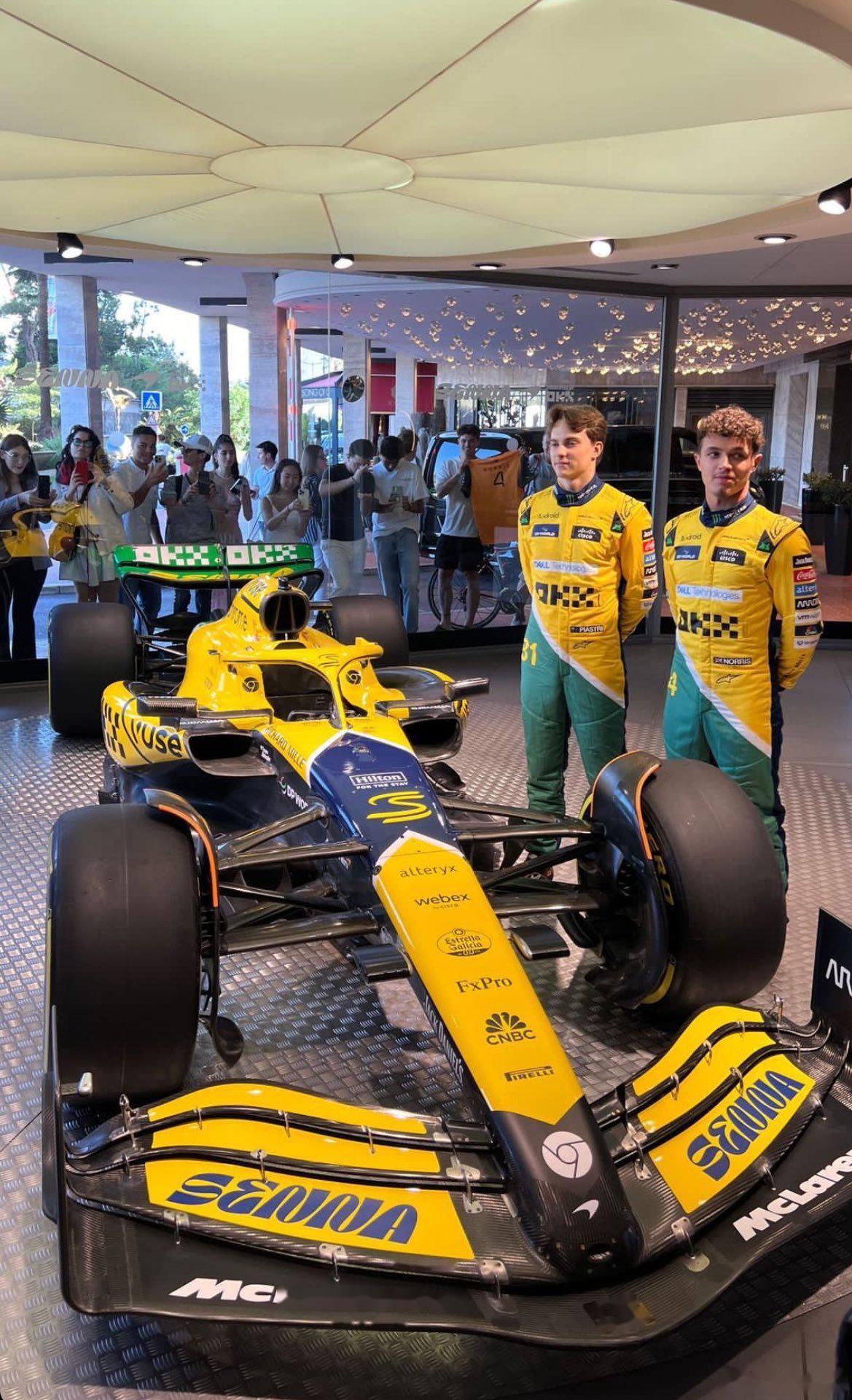 包含雷诺车队轻取迈凯伦，塞恩斯高光表现的词条